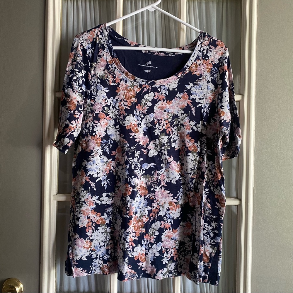 J. Jill Navy Floral Scoop Neck Short Sleeve Tee